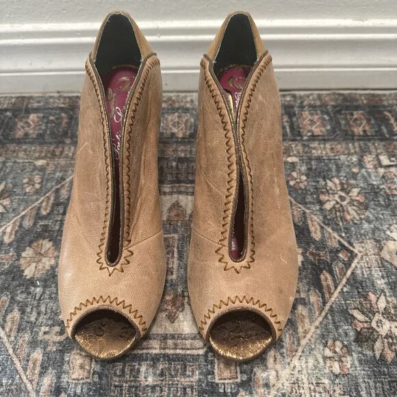 Poetic Licence London Brown Leather shoe boot Vintage Vibe Sandstone 8.5 /39.5 - Picture 1 of 6